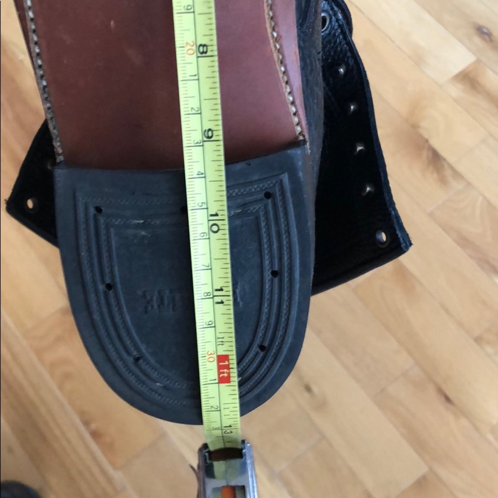 Leather boots - Picture 11 of 15
